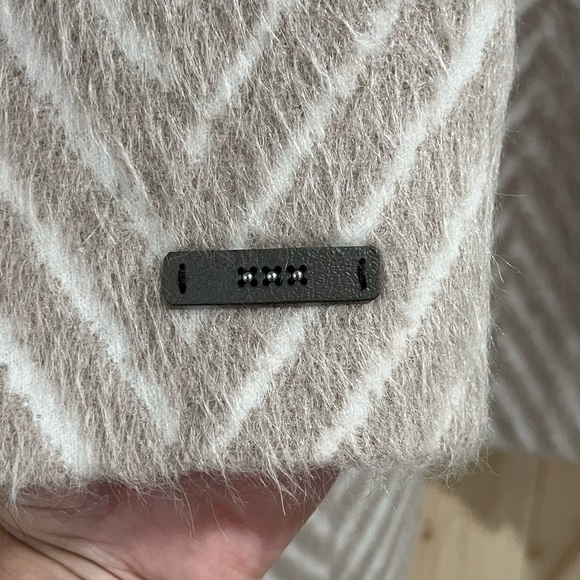 NWT Peserico Oversized Herringbone Coat in White & Brown, US Size 10, IT 46 - Picture 11 of 14